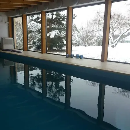 Luxury With Indoor Pool * Davle